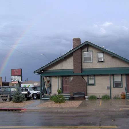 Buffalo Pointe Inn Williams Exterior photo