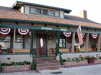 Buffalo Pointe Inn Williams Exterior photo